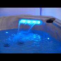 Whirlpool Outdoor Aussenwhirlpool Hot Tub WLan Pool NEU W200SL 5P KING-SPA